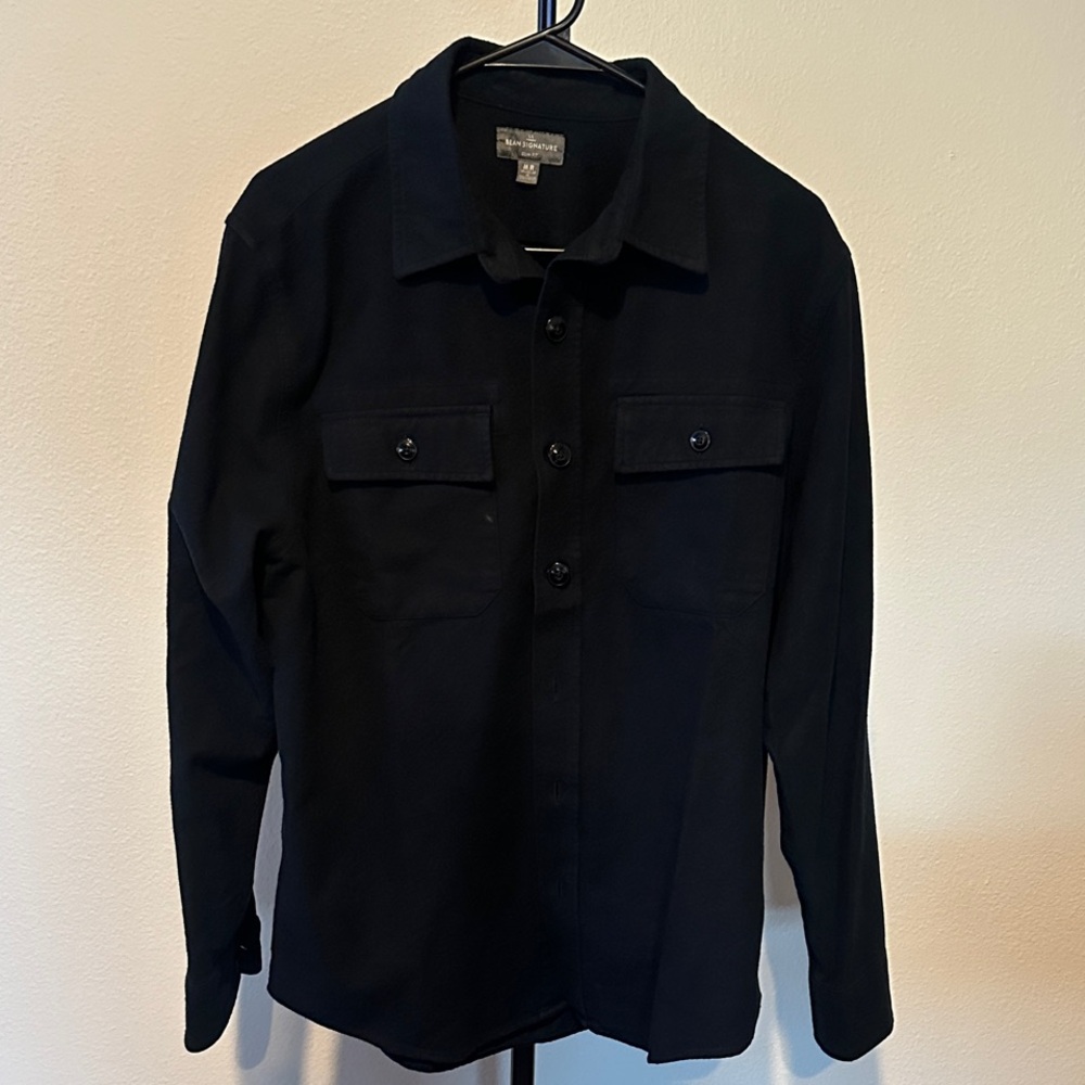 L.L. Bean Men's Black Chamois Button Down Slim Fit Shirt